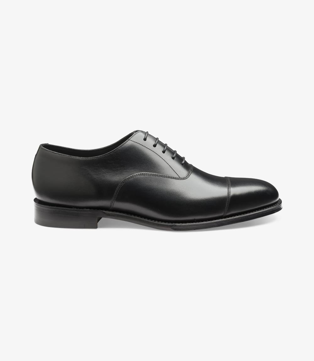 Loake <br> Aldwych nahkapohjalla